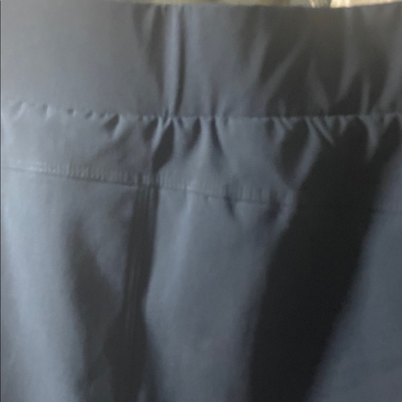 Eddie Bauer Women’s Size 4 Trail Pants Navy Cargo Pockets Hiking Outdoor Stretch - Picture 8 of 15